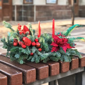 Хвойная комп. для стола со свечами