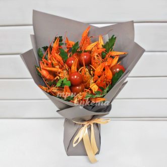 Букет из 0,5 кг раков с помидорками